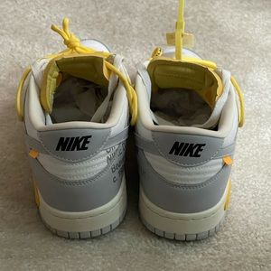 Im selling my OFF WHITE Nike Lot 29 of 50. Size 13 , Grey ans yellp
